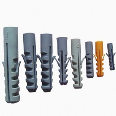 Kunststoff-Spritzgussform für Stecker